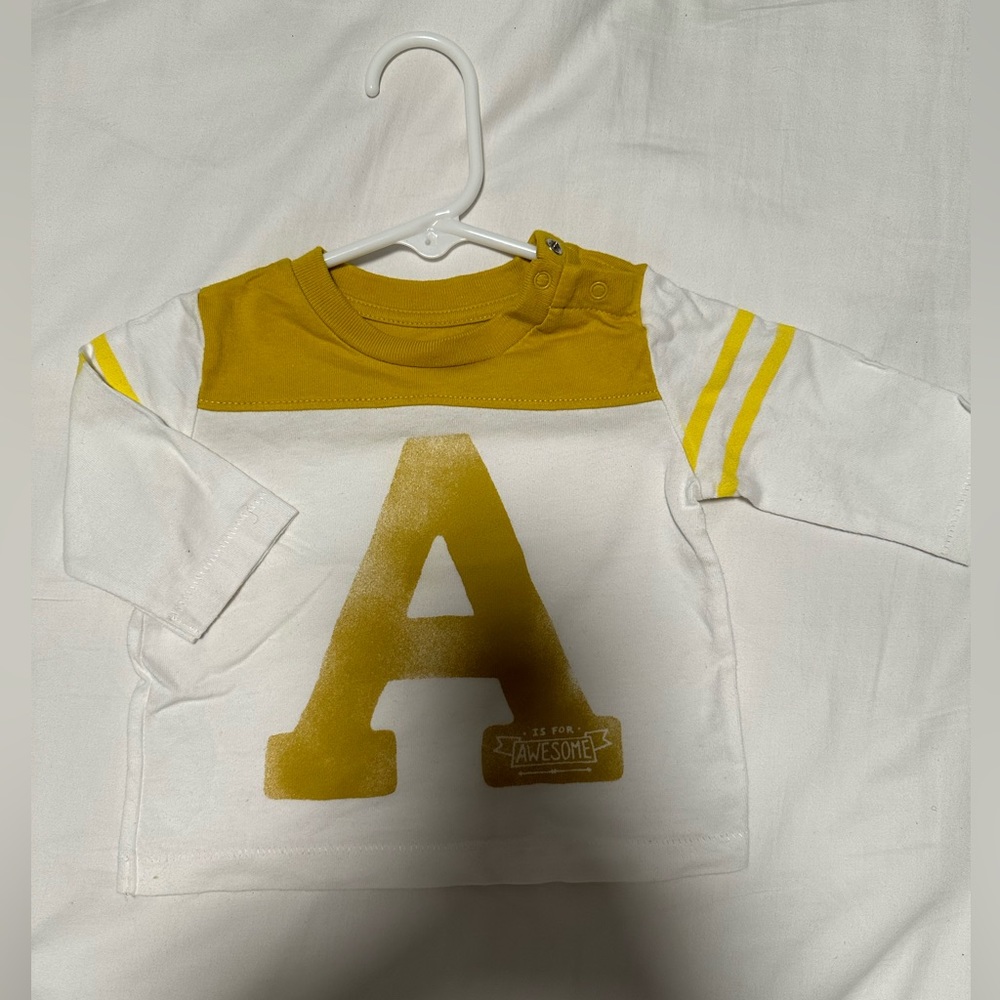 Gap - Picture 2 of 4